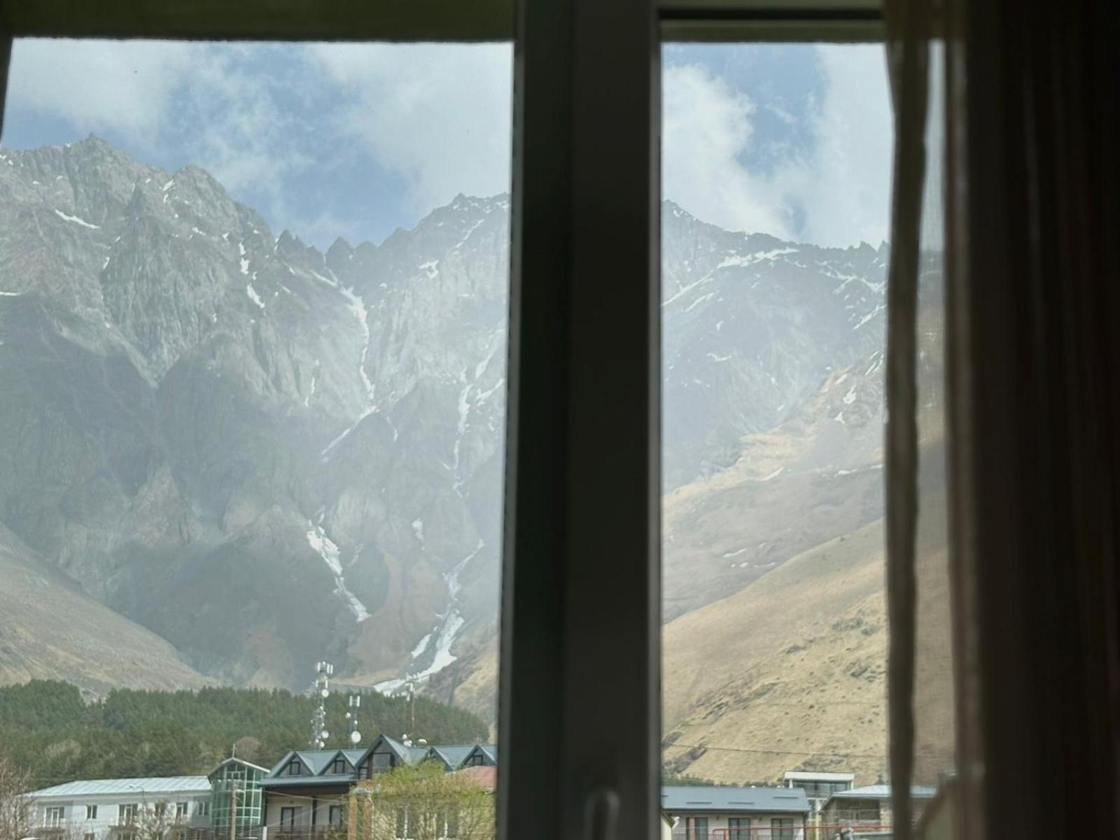 Geo Inn Kazbegi Bagian luar foto